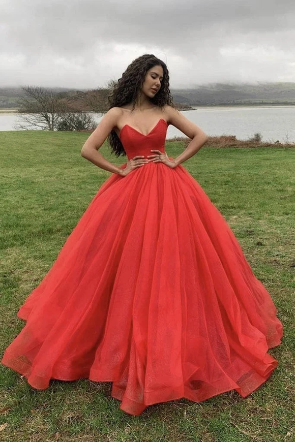 FOR SALE) Red Prom/Grad Ball Backless V-Neck Evening Dress/Formal Gown with  FREE Petticoat, Women's Fashion, Dresses & Sets, Evening dresses & gowns on  Carousell