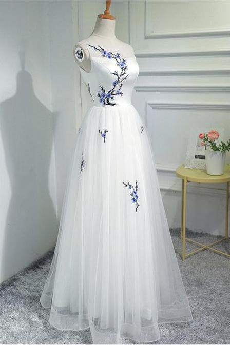 Simple Women Fashion White Embroidery Tulle Long Prom Evening Dresses PFP0329