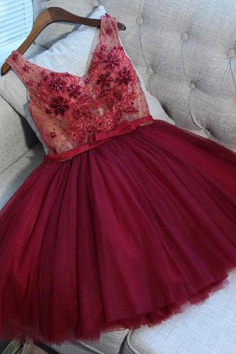 Cute A-Line V Neck Lace Up Short Burgundy Tulle Homecoming Dress with Appliques