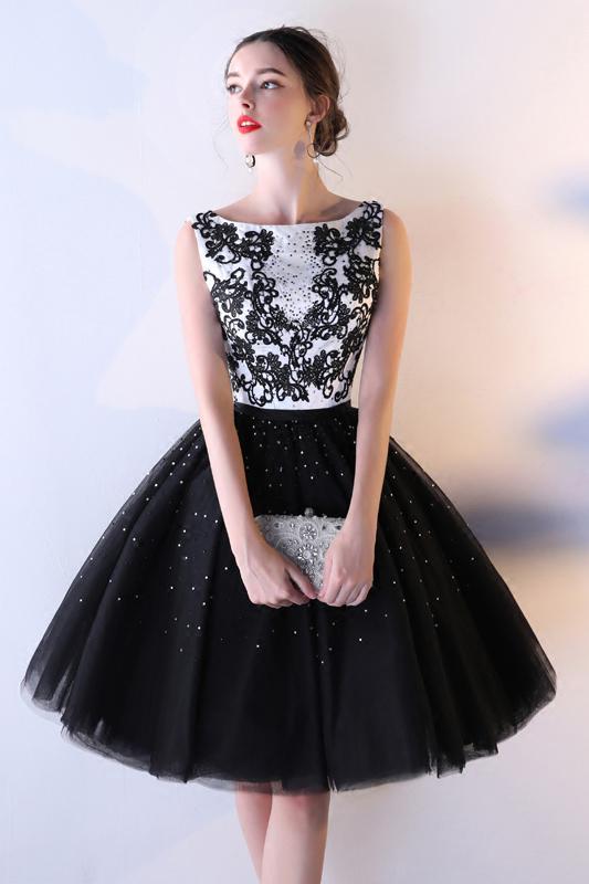 Black Tulle A Line Beading Short Bateau Homecoming Dresses With Lace Top