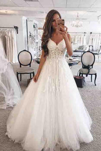 Elegant A-Line Spaghetti Straps Long Tulle Wedding Dress with Appliques PFW0033