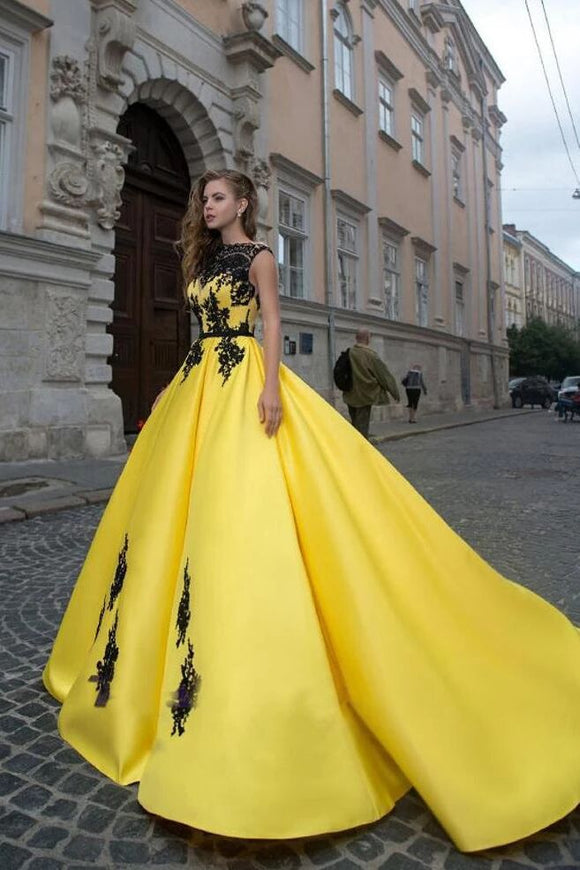 A-line Bateau Yellow Lace Appliques Ball Gown Prom Dresses Quinceanera Formal Dress PFP1675