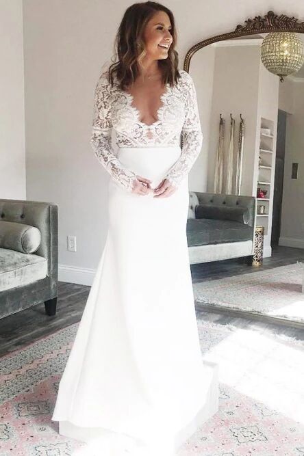 V Neck Bridal Lace Topper Sheath V-Neck Long Sleeves Deep V Neck