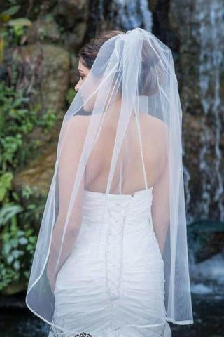 1T Layer Fingertip Length Tulle Wedding Veil with Satin Trim  display picture 1