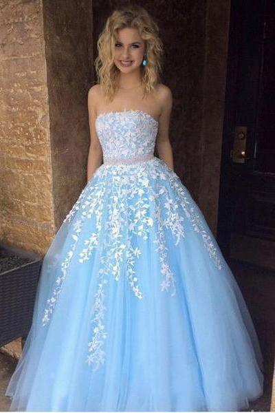 Cheap A-line Sky Blue Lace Appliqued Tulle Long Strapless Prom Dresses 